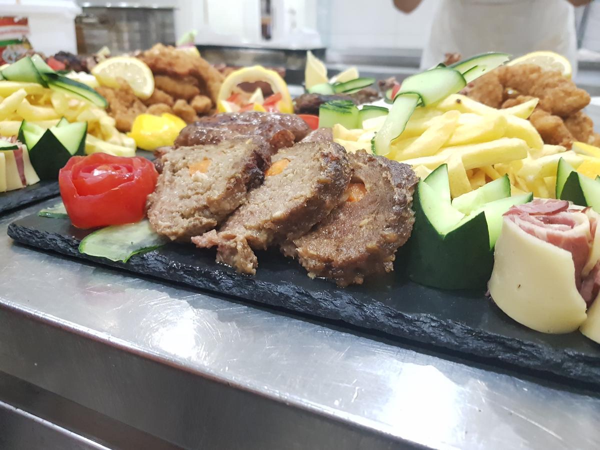 Hotel Edita 乌尔齐尼 外观 照片